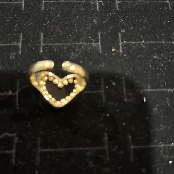 Ring - Picture 2 of 2